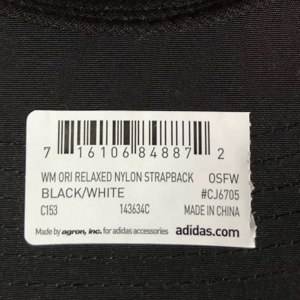 ⛔️SOLD⛔️ ADIDAS Originals Relaxed Nylon Black Strapback Hat NWT - Picture 6 of 8